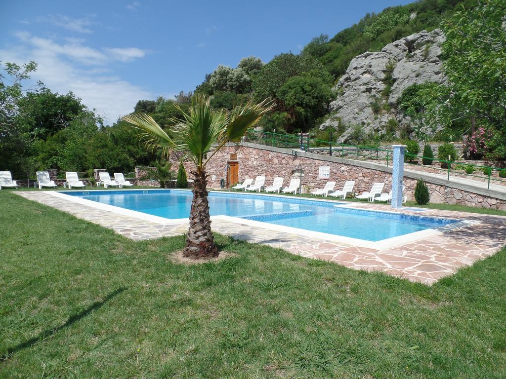 Guest House Jadran Pol Petrovac Exterior foto
